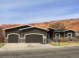 284 W McGill Ave, Moab, UT 84532