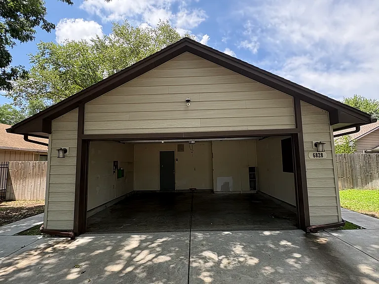 6828 E Mainsgate St — Photo 29
