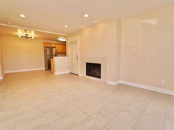 3rd image of 3584 Sunset Ln Unit 136