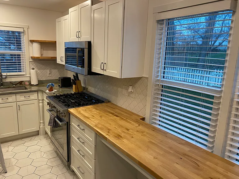 1801 University Ave — Photo 20