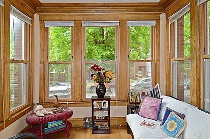 5th image of 1460 W Balmoral Ave APT 1