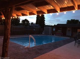 549 Lee Rd, Thomasville, NC 27360