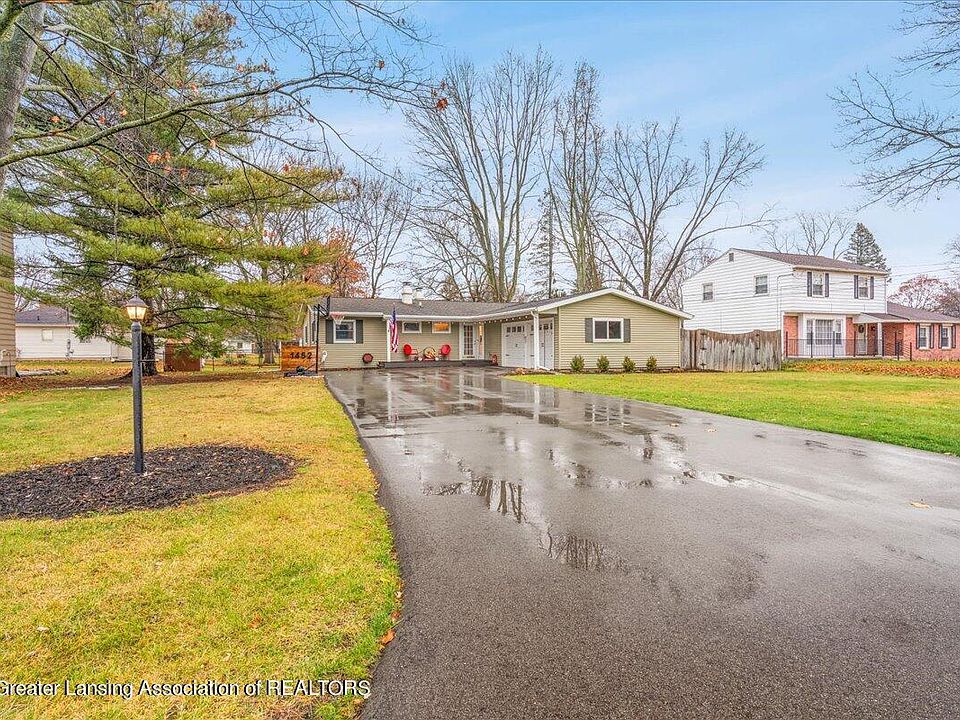 1st image of 1452 Birchwood Dr