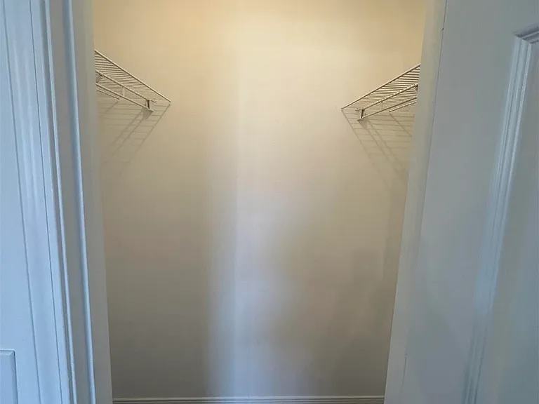 541 Batten Blvd — Photo 22