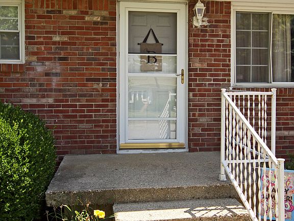 2nd image of 8207 Topaz Dr