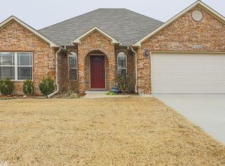 5608 Pin Oak Ln, N Little Rock, AR 72117