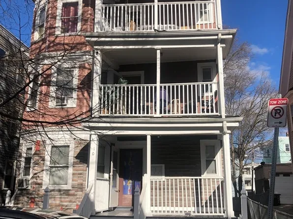 10 Hosmer St, Mattapan, MA 02126