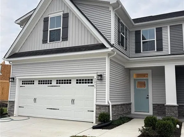 2035 Striper Ct, Carrollton, VA 23314