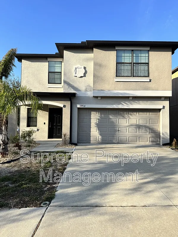 5 bed, 2.5 bath, 2264 sqft, $2,799 — Photo 1