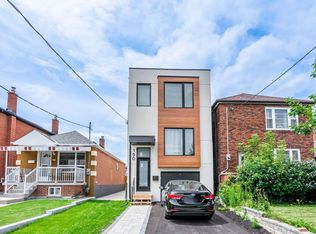 190 Chambers Ave, Toronto, ON M6N3M6