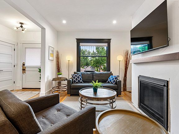 5th image of 467 N Corona St