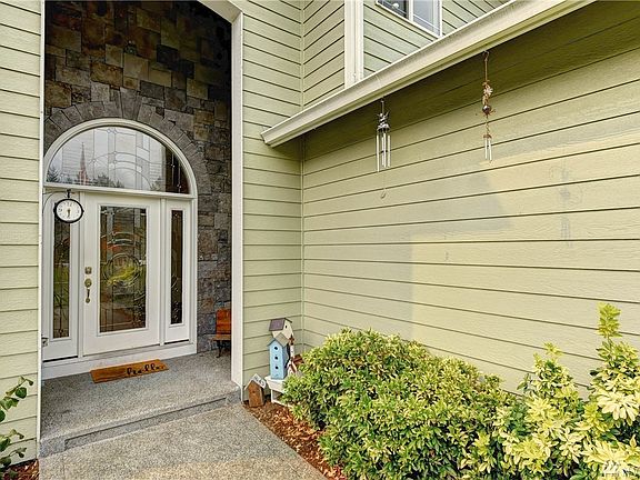 4th image of 6930 114th Ave NE