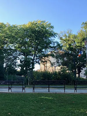 Sold by Corcoran | media 37