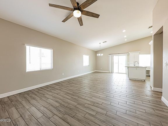 3rd image of 515 E RANDY Street