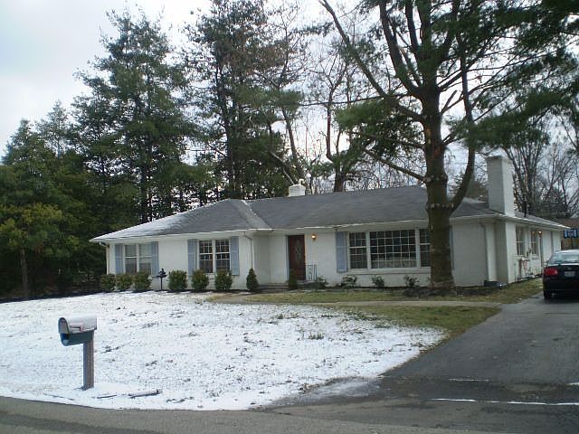Beautiful Ranch on .45 acre lot with mature pine trees