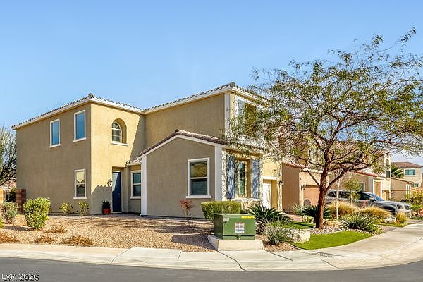 1st image of 492 Norcia Pl