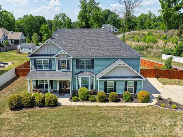 2609 Lakefront Dr, Belmont, NC 28012