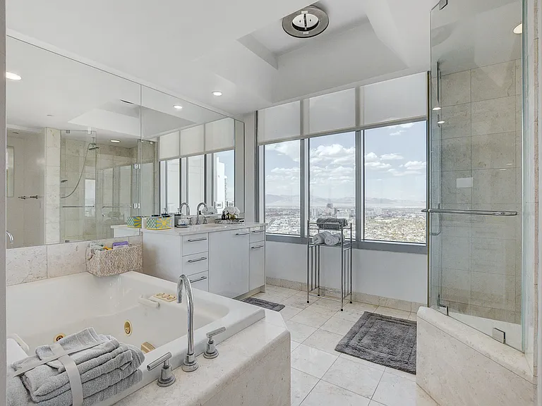222 Karen Ave #4101 — Photo 20