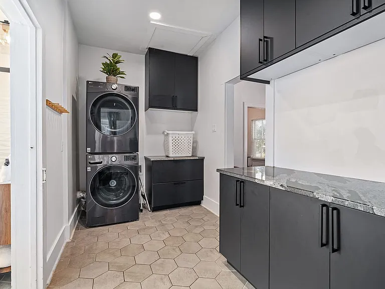 Laundry Room Cabinet