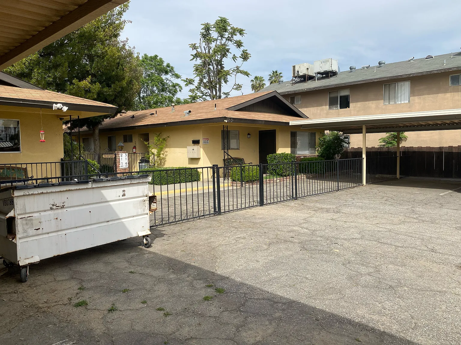 3 bed, 1188 sqft, $1,345 — Photo 3