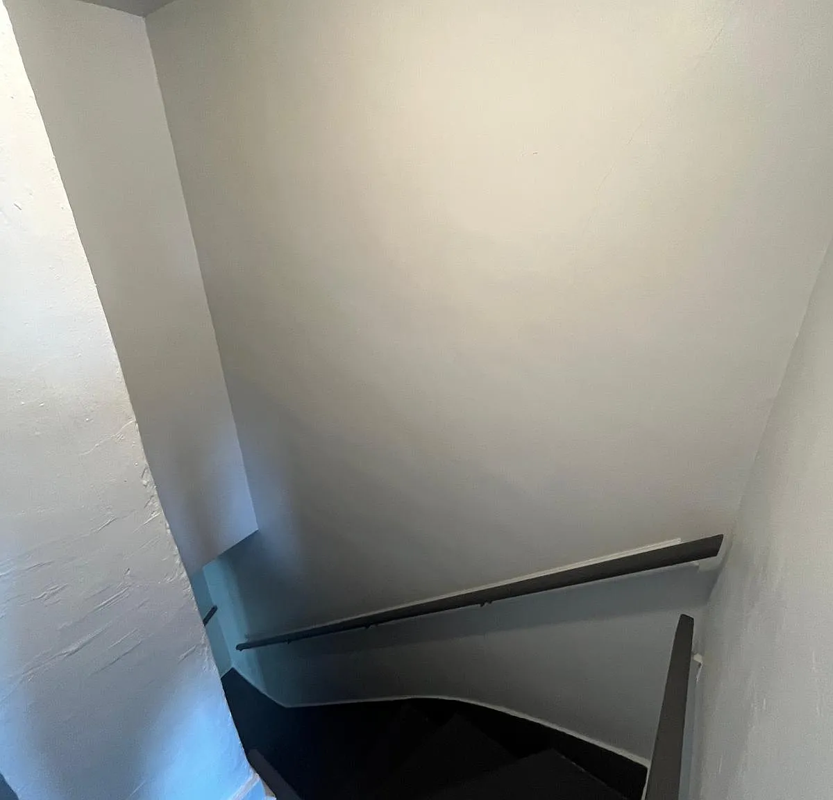 3 bed, 1200 sqft, $1,350 — Photo 3