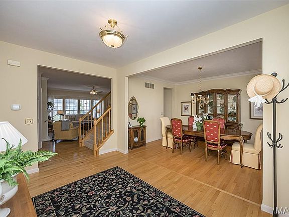 4th image of 724 Lakeshore Meadows Dr