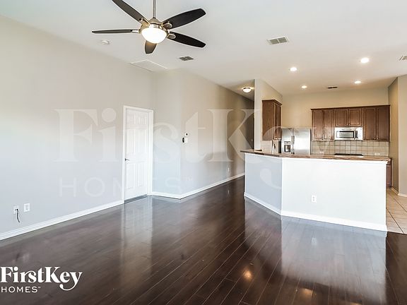 4th image of 14048 Tanglebrush Trl