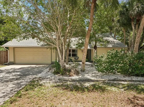 521 Avalon Rd, Venice, FL 34293