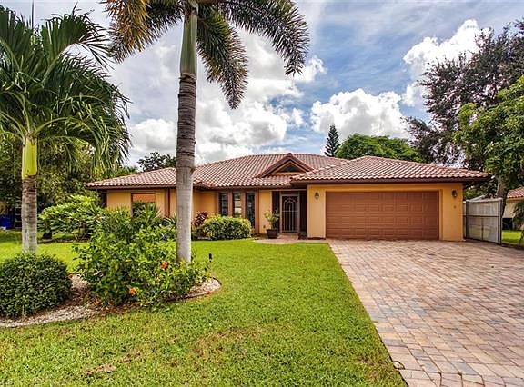 2nd image of 27112 Edenbridge Ct