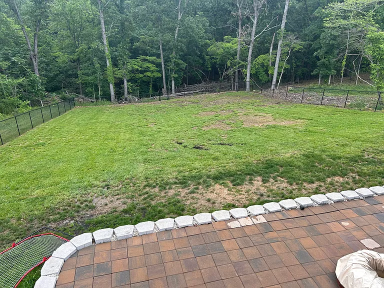 112 Alice Dr — Photo 26