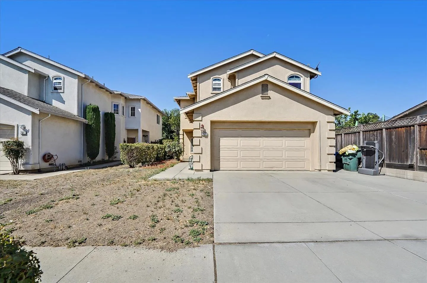 7571 Rogers Ln photo 1