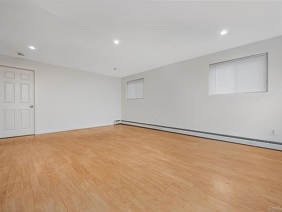 4th image of 20 Buchanan Avenue