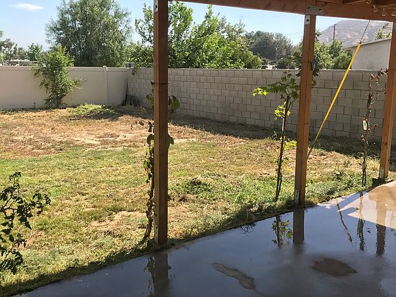 4th image of 21957 Vivienda Ave