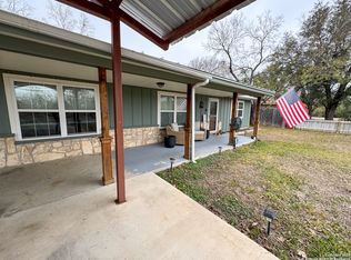291 Bowlegs St, Brackettville, TX 78832