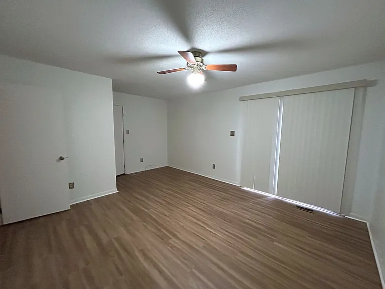 3112 Avondale Ct — Photo 6
