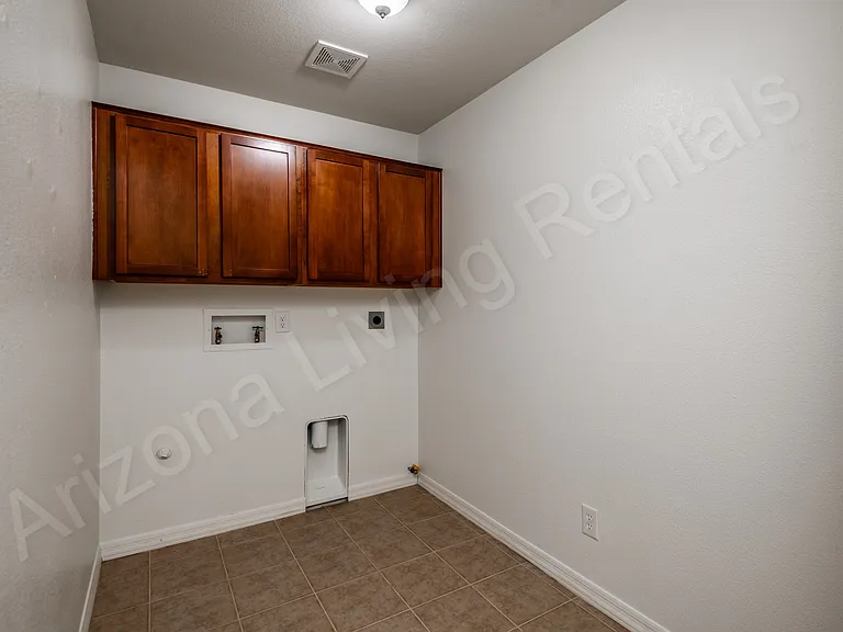 2855 N Melody St — Photo 12