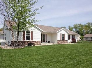 23294 Breezy Willow Trl, South Bend, IN 46628