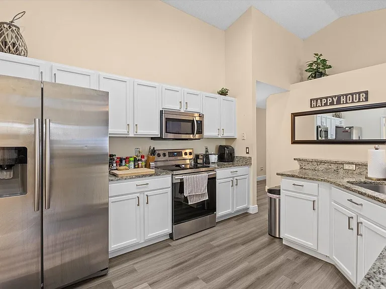 1722 Palmetto Pine Ln — Photo 5