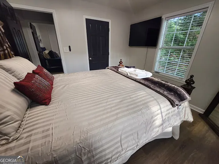 6765 Virlyn B Smith Rd — Photo 19