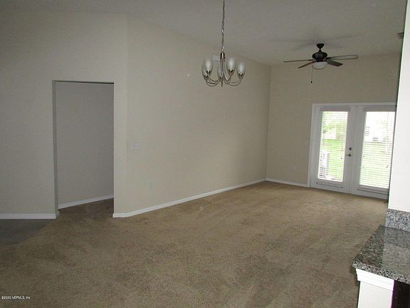 3rd image of 201 Larkin Pl Unit 102