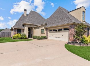 633 Bitter Pecan Dr, Bossier City, LA 71111