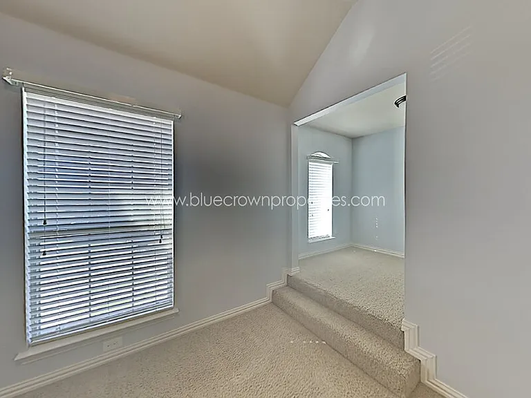 1917 Lawnview Dr — Photo 28