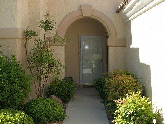 2nd image of 10827 Mission Lakes Ave