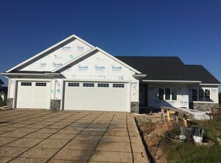 4555 N Star Ridge Ln, Appleton, WI 54913