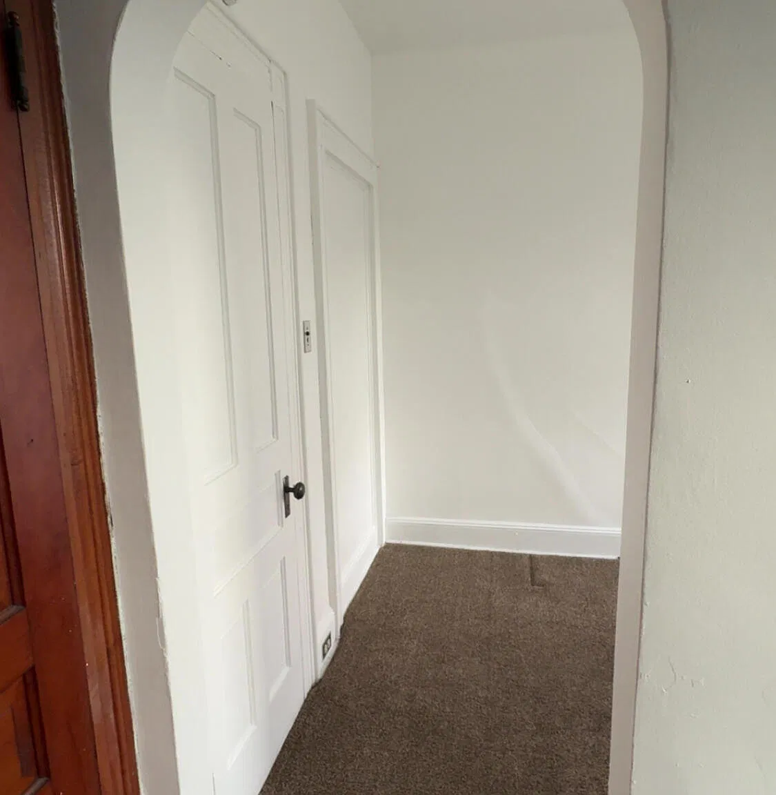 3 bed, 1.0 bath, 900 sqft, $1,250 — Photo 1