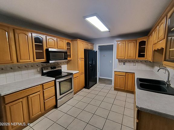 5th image of 11510 Silk Oak Ln