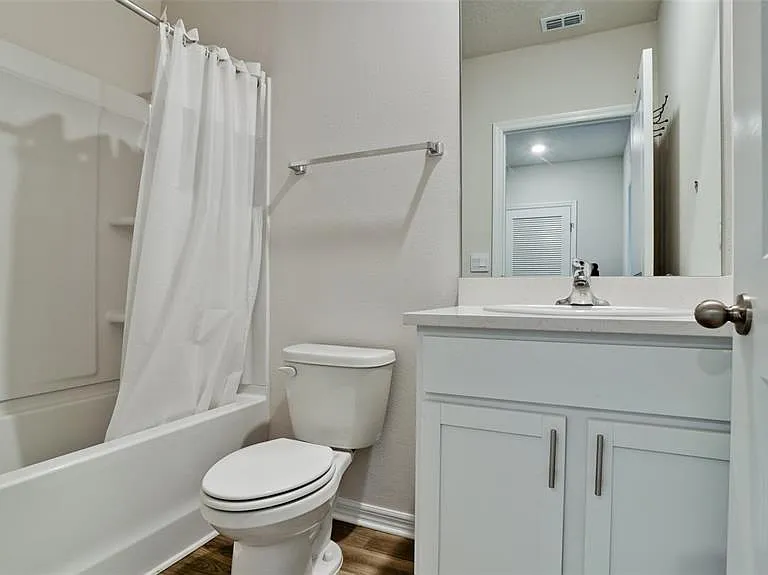 2746 Pearly Banks Dr — Photo 12