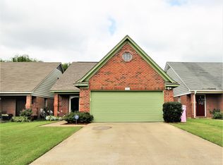 7717 S Chesterfield Dr S, Southaven, MS 38671