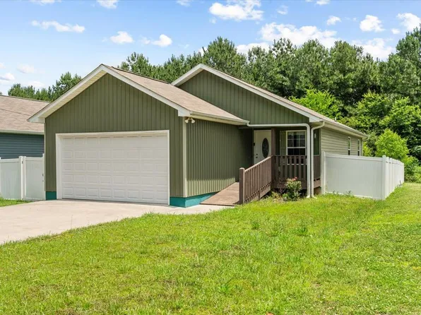 1216 Frazier Dr, Dalton, GA 30721