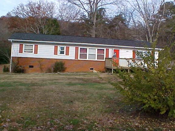 4th image of 4107 Valley View Dr